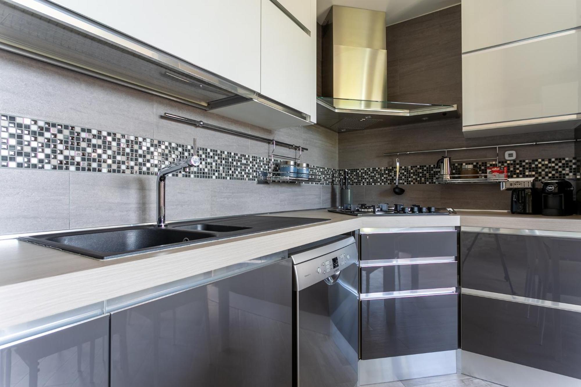 Grotta Apartment